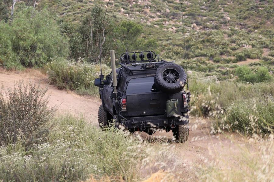  Toyota Tundra CrewMax 4x4 Zombie Apocalypse 2013 года  (фото 78 из 461)